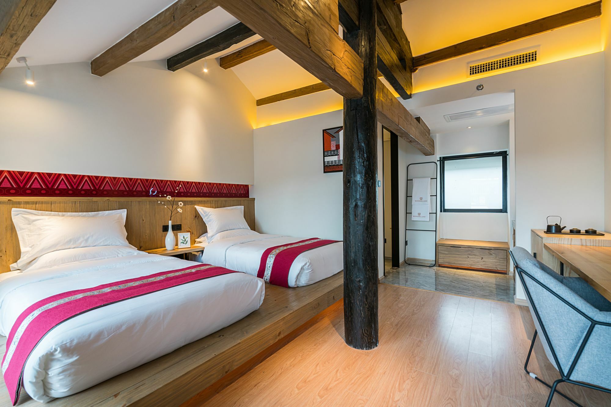 Hotel Wonderland Baisha  Bagian luar foto