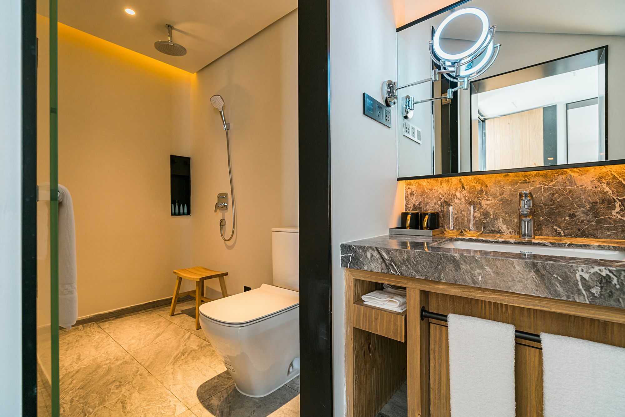 Hotel Wonderland Baisha  Bagian luar foto